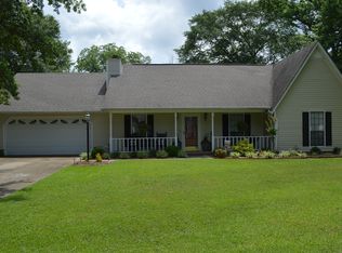 413 Briarwood Ave, Albertville, AL 35950