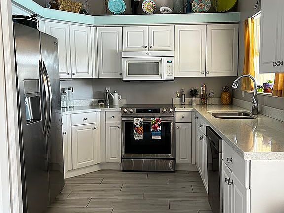 2nd image of 3603 NE 12th Pl