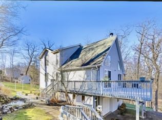 101 Papscoe Rd, Hewitt, NJ 07421