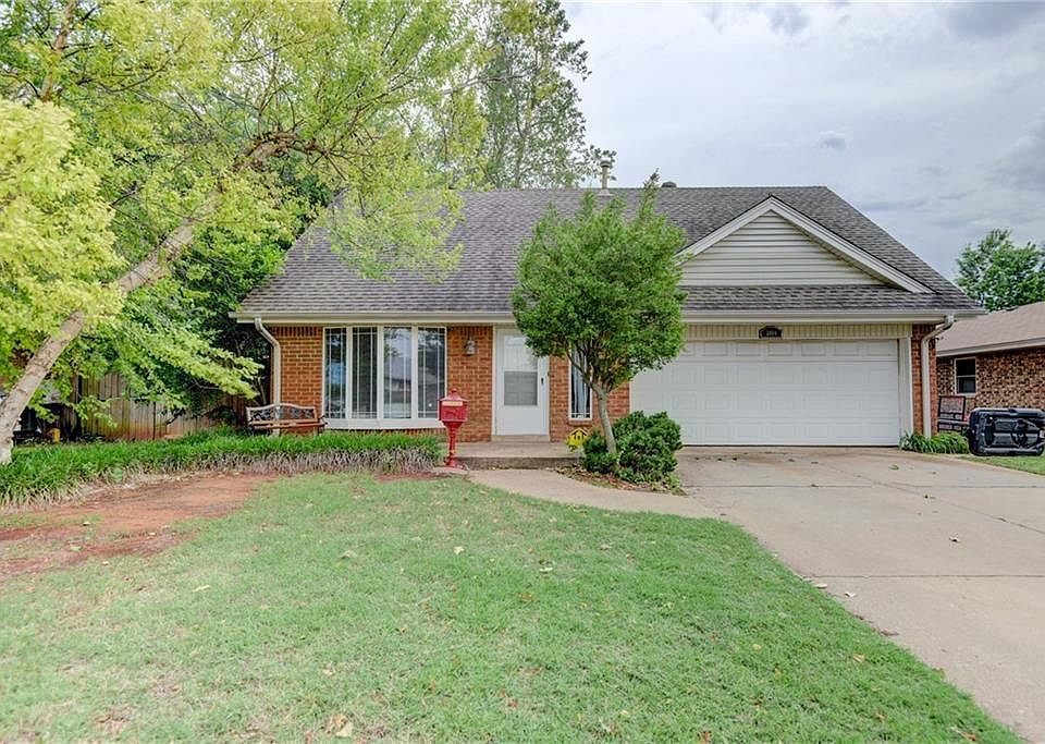 1st image of 3904 Chetwood Dr