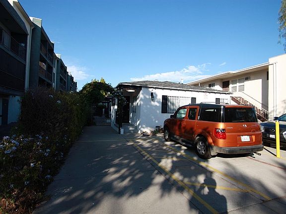3rd image of 3704 Glendon Ave