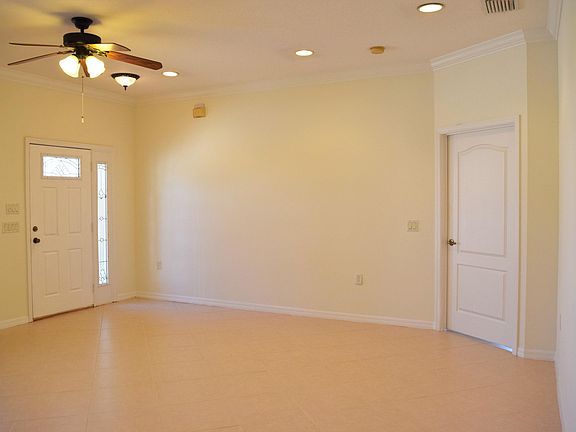 4th image of 5904 NW Favian Ave