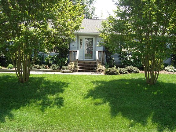 404 Bentley in May 2009