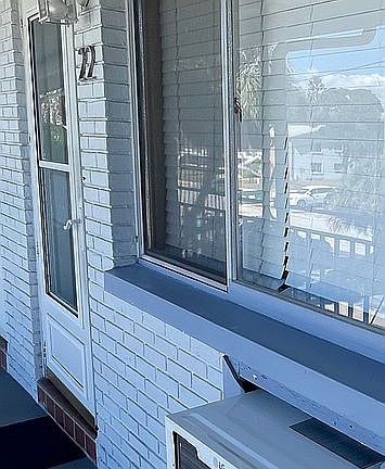 4th image of 2353 Shelley St APT 22