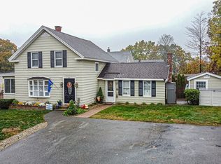 39 Quigley Ave, North Chelmsford, MA 01863