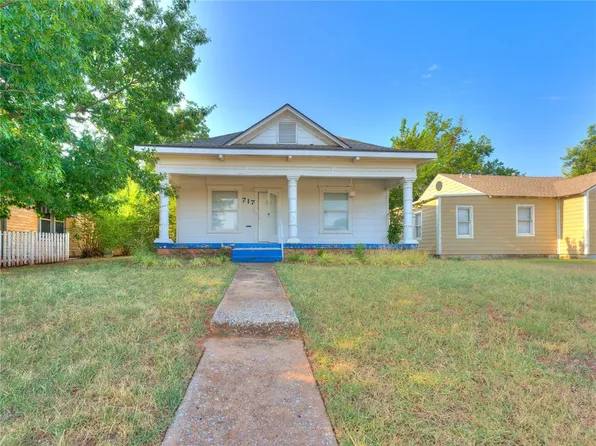 717 E Logan Ave, Guthrie, OK 73044