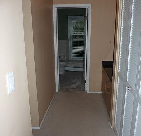 4th image of 617 N Old Woodward Ave APT 7