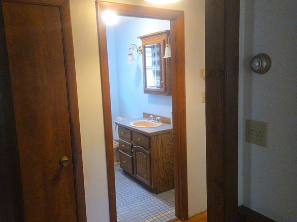 520 Fisher Rd, Dartmouth, MA 02747
