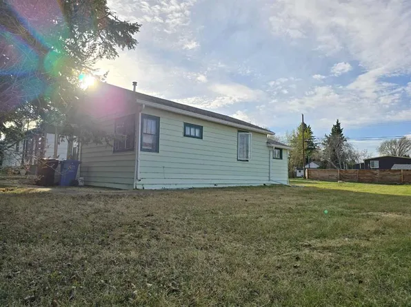 4802 S 52nd Ave, Grimshaw, AB T0H 1W0