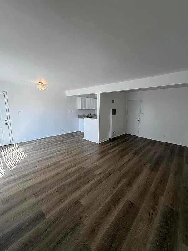 1 bed, 1.0 bath, 650 sqft, $1,895 — Photo 3