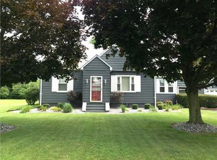 178 N Crescent Dr, Hermitage, PA 16148