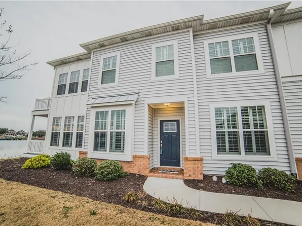 8400 Highland St, Norfolk, VA 23518