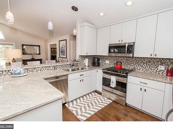 5th image of 1241 Cypress Dr W