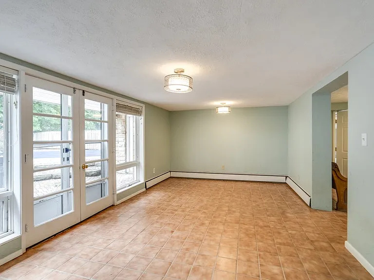 381 Hickory Hill Rd — Photo 17