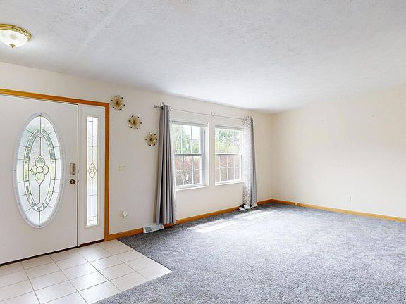 2nd image of 1190 Arthur Rd