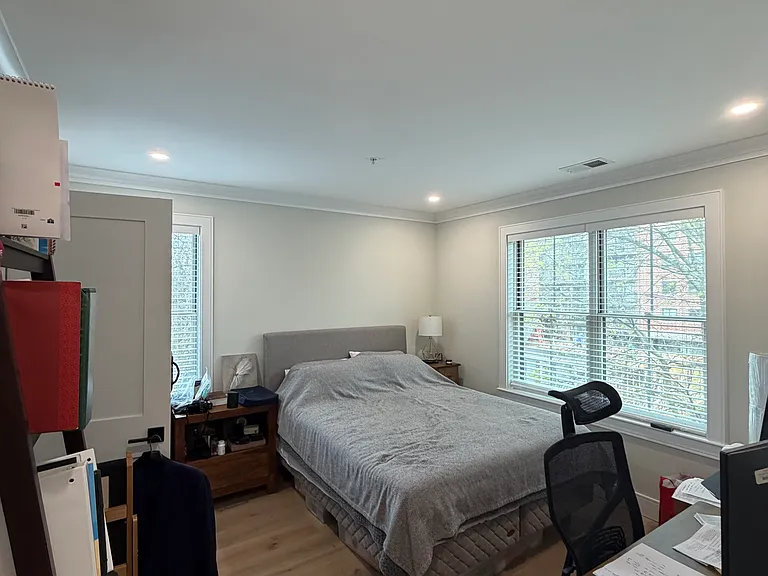 9 Everett St #8 — Photo 10