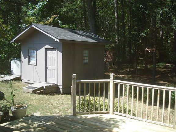 3rd image of 3021 Hillwood Dr