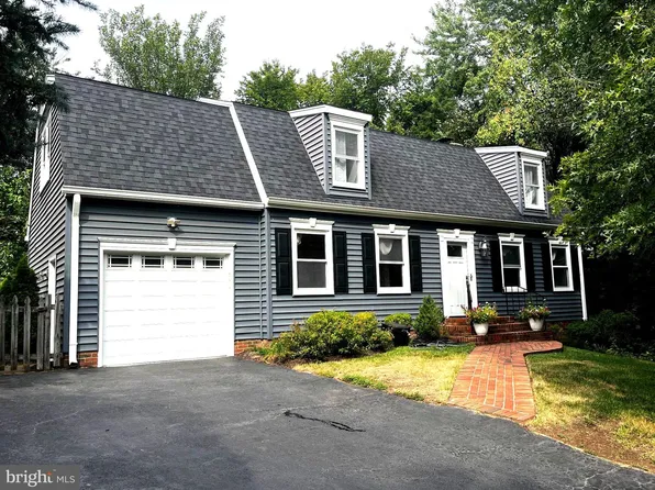 8622 Vernon Ave, Alexandria, VA 22309