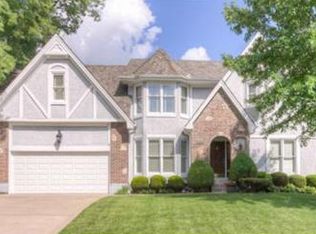 12313 Walmer St, Overland Park, KS 66209