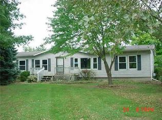 6658 Round Lake Rd, Laingsburg, MI 48848