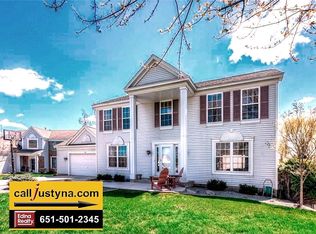 931 Briar Glen Ln, Woodbury, MN 55129