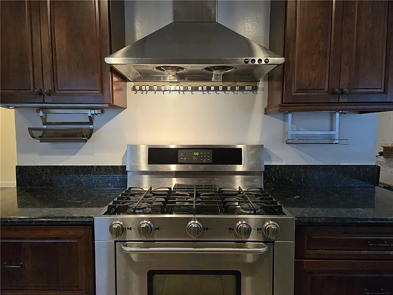 6234 Rowland Ave — Photo 7