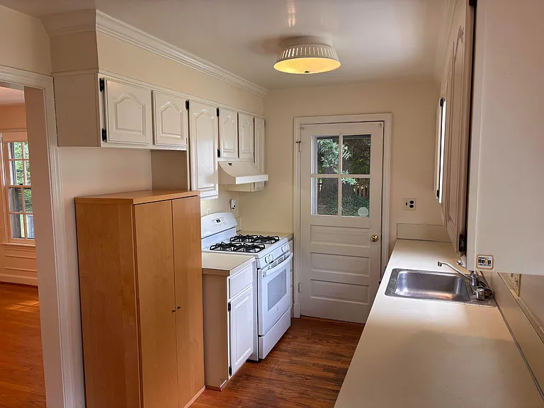 5602 Pollard Rd — Photo 8