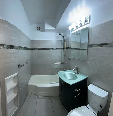 Rented by Owner | media 22