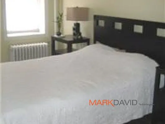 Rented by Mark David | media 32
