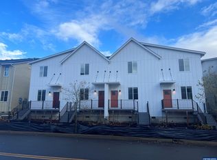 2061 Strong Rd SE, Salem, OR 97302