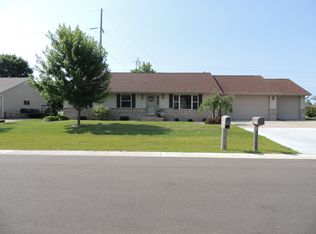 W5571 Sumac Ln, APPLETON, WI 54915