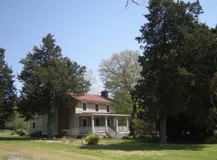 5255 Shannon Hill Rd, Louisa, VA 23093