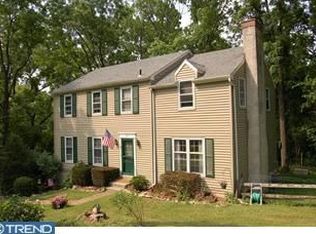 7 Westgate Cir, Malvern, PA 19355