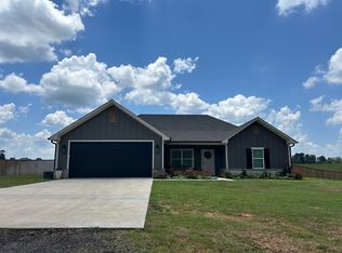 187 Davis Rd, Hallsville, TX 75650