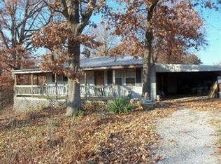 1969 E 555th Rd, Pleasant Hope, MO 65725