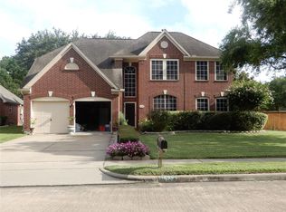 15223 Oak Lake Glen Dr, Sugar Land, TX 77498