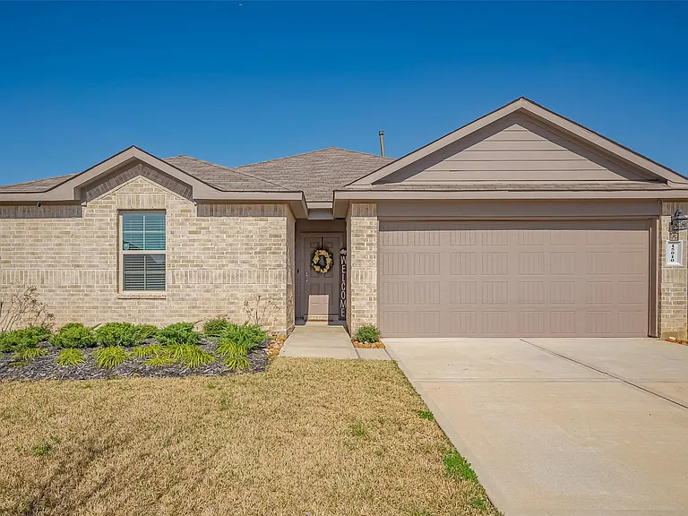 15010 Eastern Wood Rd — Photo 1