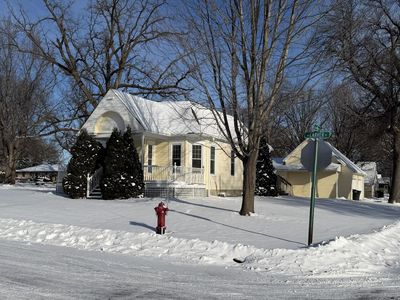801 N Carver St, Winthrop, MN, 55396