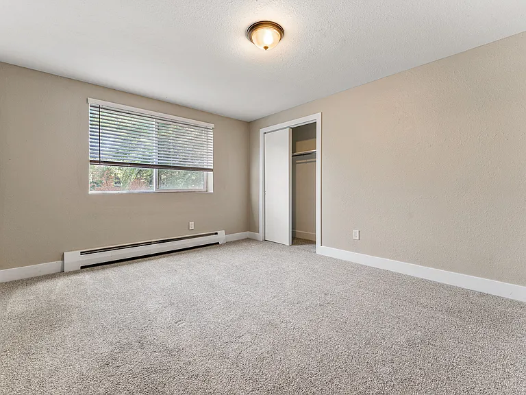 1302 Milwaukee St — Photo 6