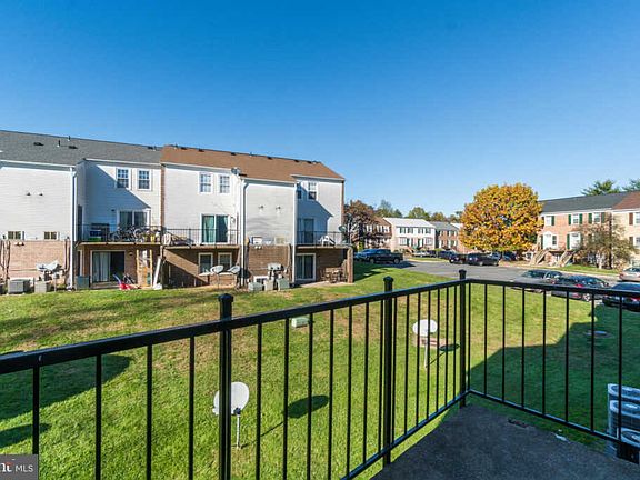 3rd image of 1013 Margate Ct