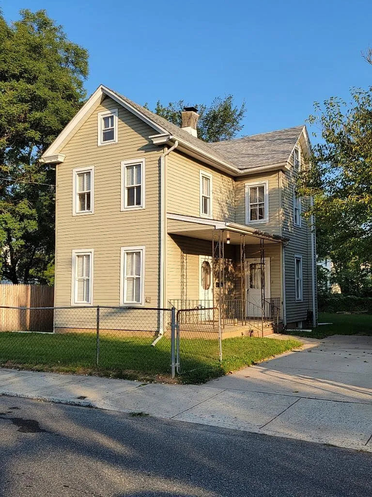21 W Jefferson St photo 1