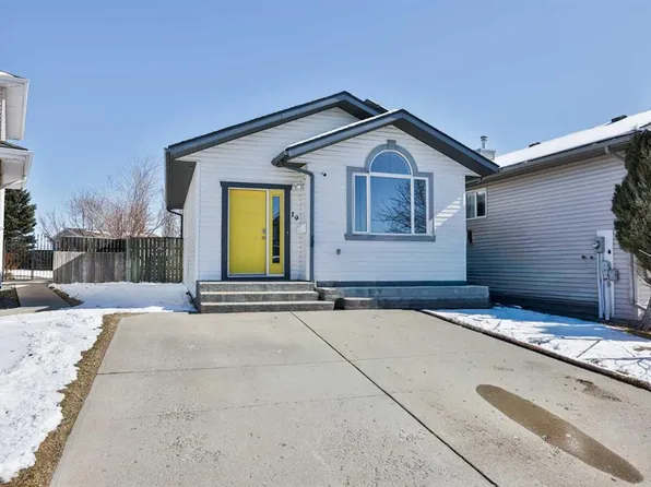 19 Heritage Ln W, Lethbridge, AB T1K 7S5