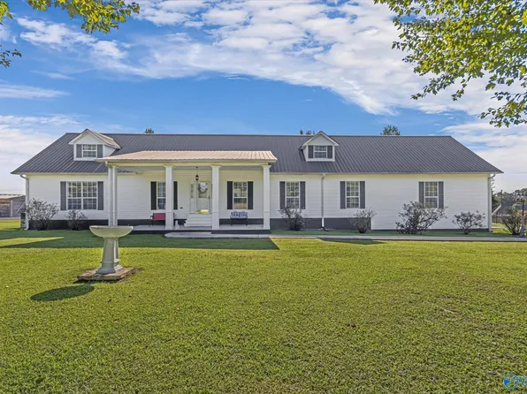 684 County Road 358, Trinity, AL 35673