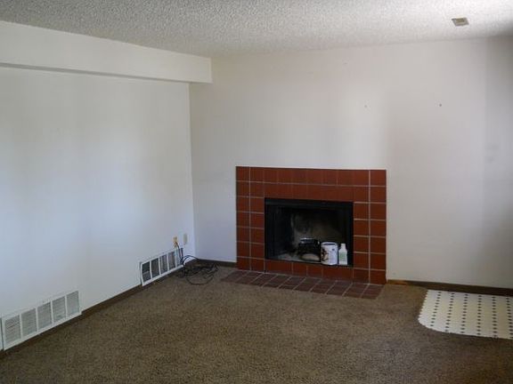 2nd image of 2317 1/2 Yellowstone Ave