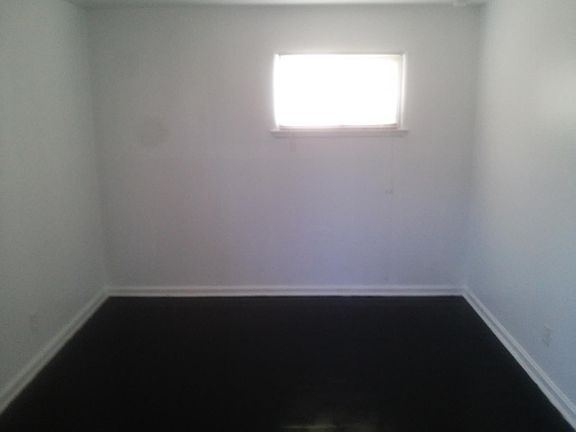 4th image of 9863 Medford Dr