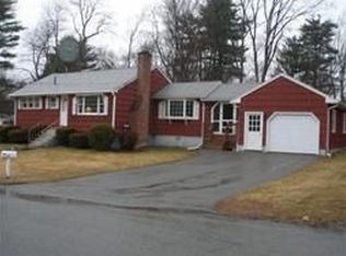 4 Hope St, Burlington, MA 01803