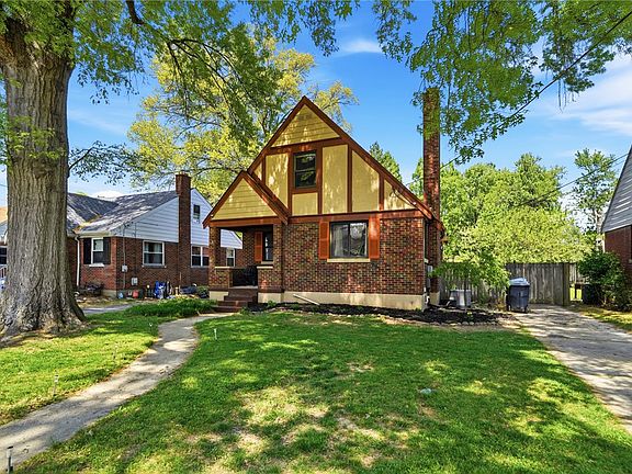 4th image of 5642 Surrey Ave