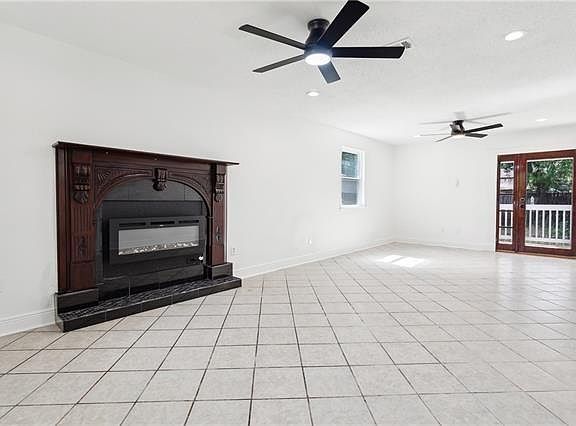 2nd image of 231 Surgi Dr