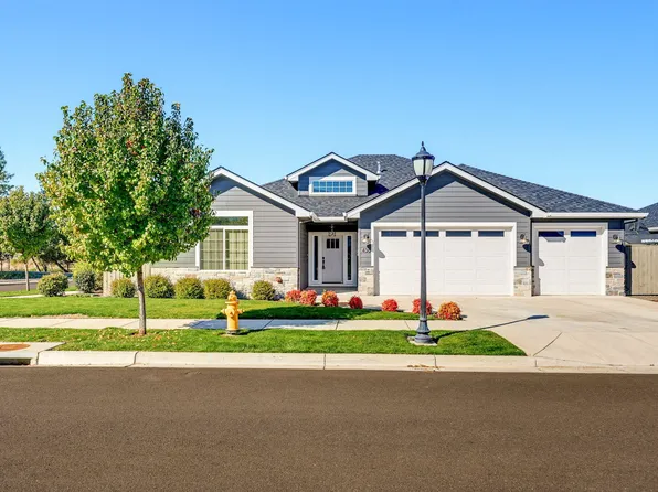 436 Montana Way, Medford, OR 97504