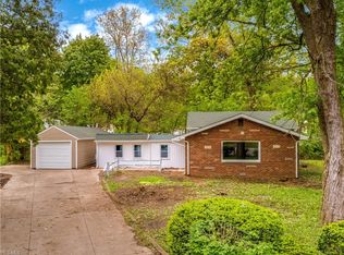 3139 N Turkeyfoot Rd, Akron, OH 44319